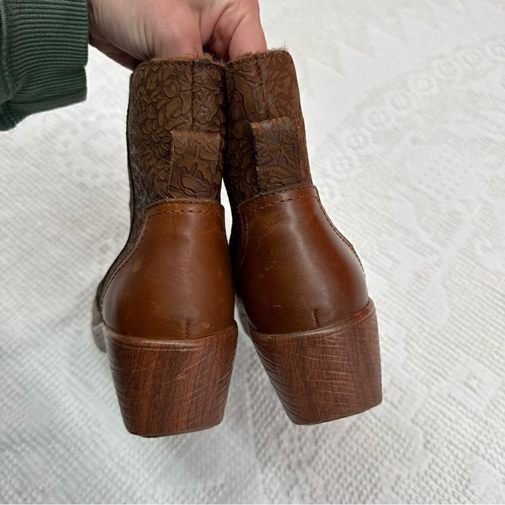 Alegria Scarlett Tawny Womens Leather Wedge Ankle Boots Women’s Size 7 - Picture 8 of 9